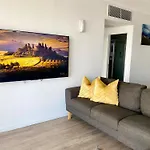 Apartment 1102 | 11Th Floor River & Stadium Views